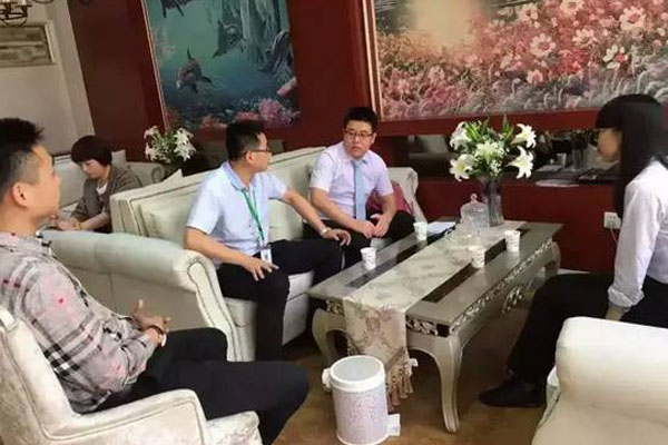 中國硅藻泥材料協會參觀走訪蒙太奇硅藻泥涂裝藝術體驗館